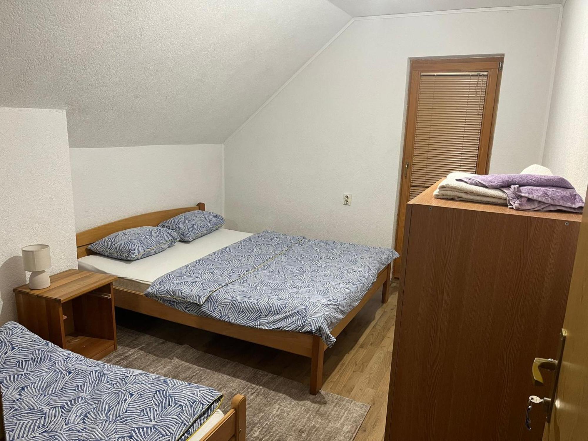 Bed And Breakfast Family Djukic Sipovo Bagian luar foto